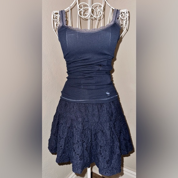 Abercrombie & Fitch Vintage Y2K Blue Lace Trim Bella SwanTank Top NWT
